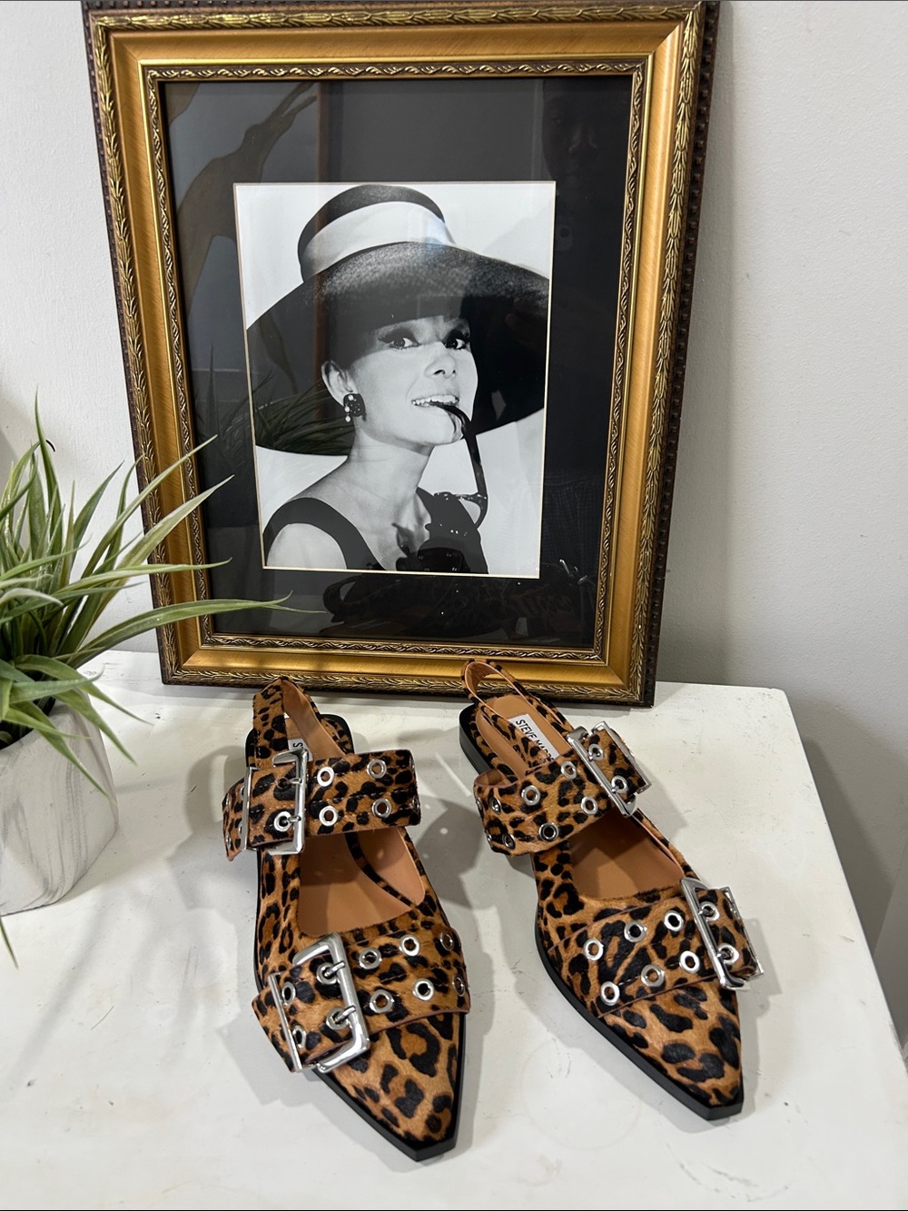 Steve Madden Leopard Buckle Flats